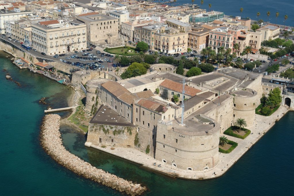 Taranto ed il suo bellissimo Castello Aragonese