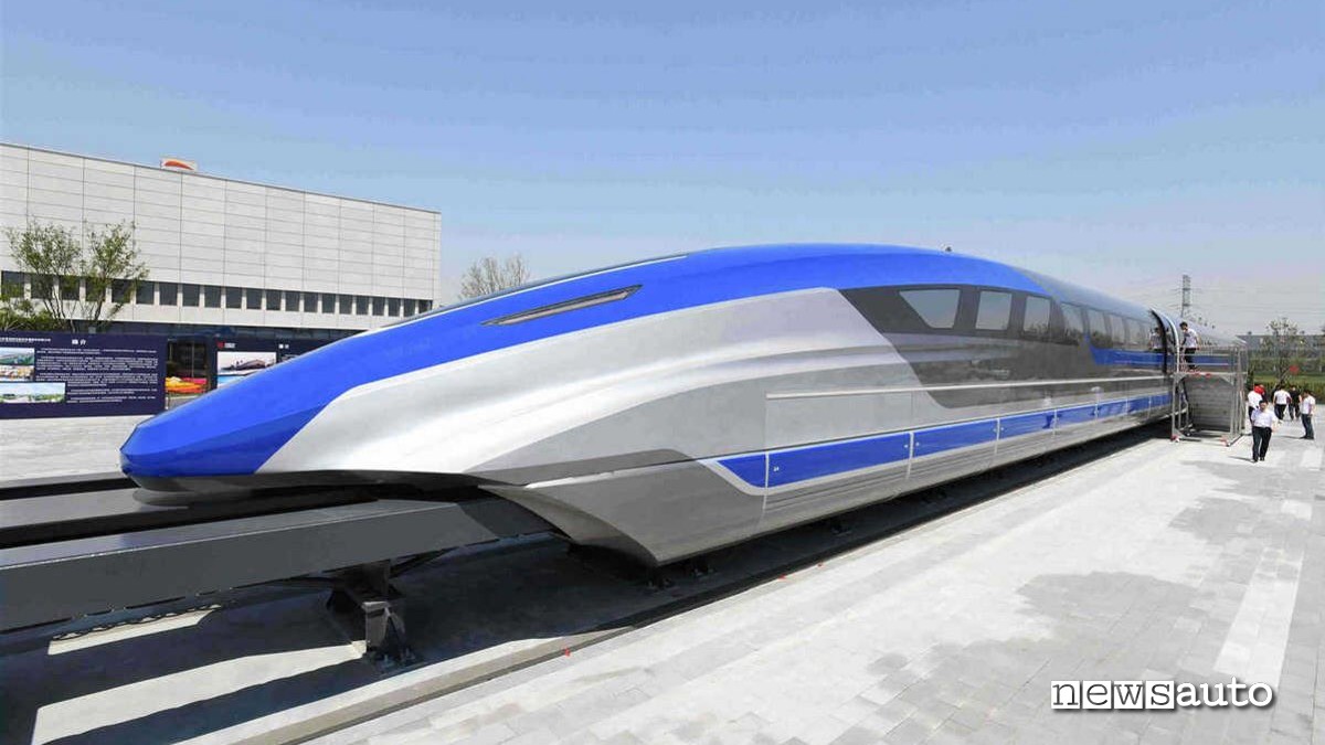 Treno a levitazione magnetica, come funziona la tecnologia da 800 km/h