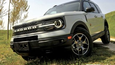 Vista di profilo Ford Bronco Sport
