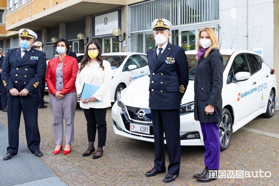 L’auto elettrica della Guardia Costiera è la Nissan Leaf