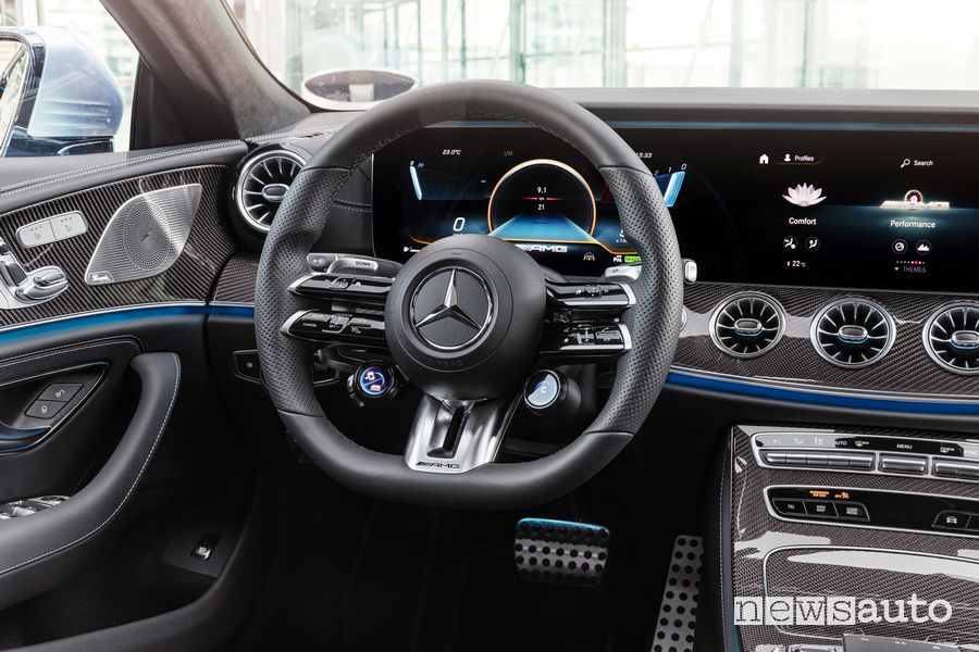 Volante sportivo abitacolo Mercedes-AMG CLS 53 4MATIC+