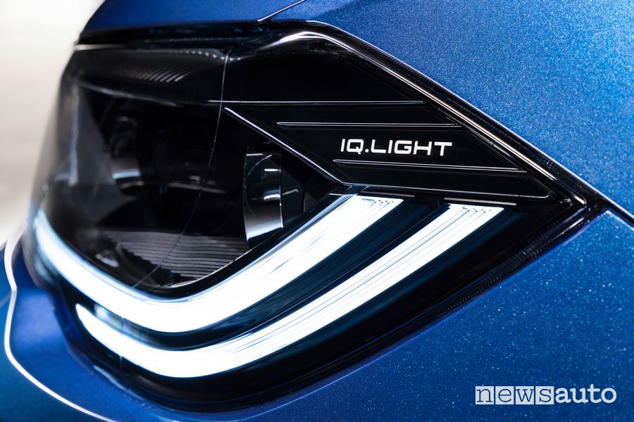 Fari a Led Matrix IQ.LIGHT nuova Volkswagen Polo R Line