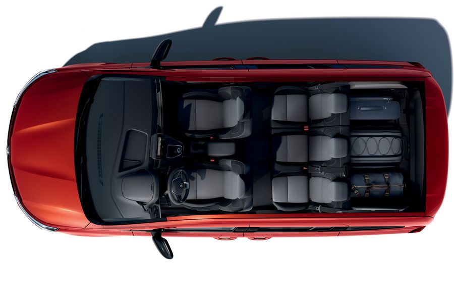 Spazio a bordo abitacolo nuovo Renault Kangoo