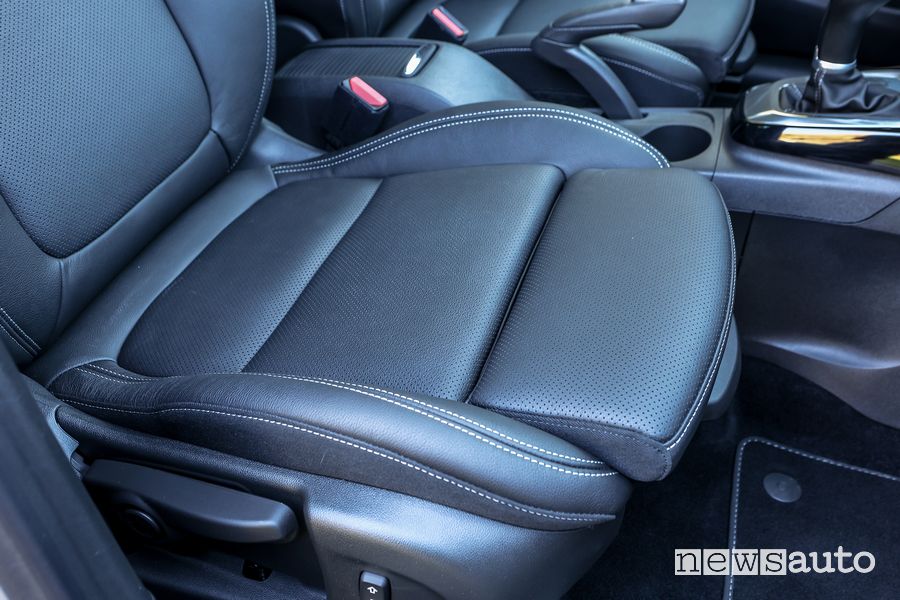 Seduta sedile anteriore abitacolo Opel Crossland