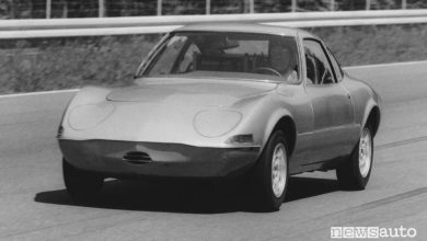 Record velocità Opel Elektro GT sul circuito di Hockenheimring