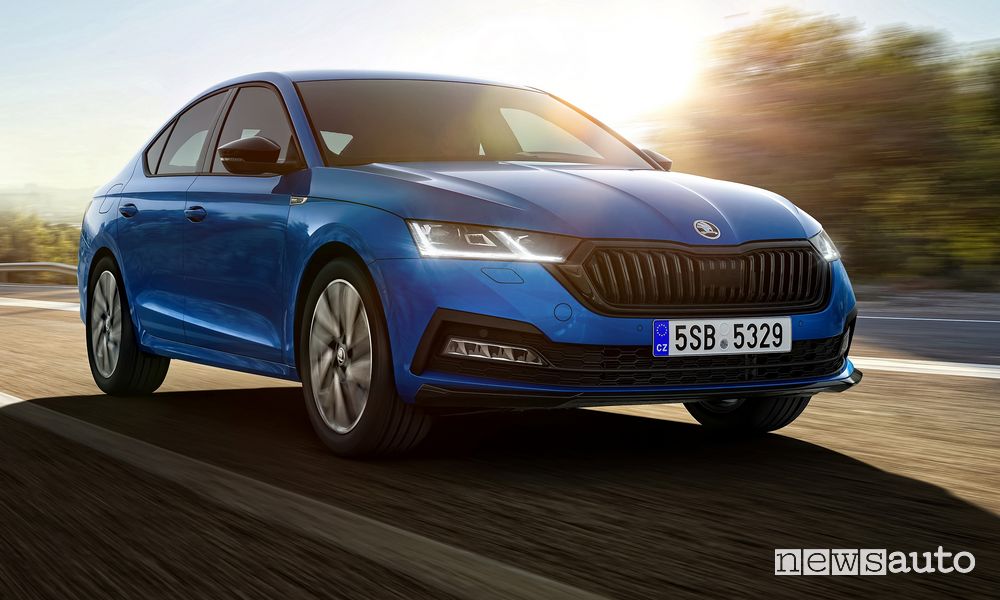 Vista di profilo Skoda Octavia SportLine