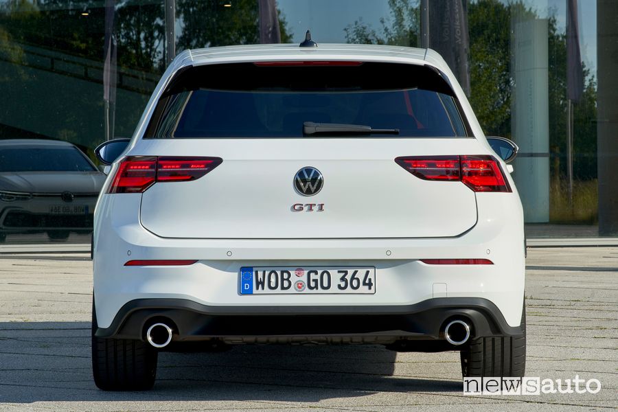 Posteriore Volkswagen Golf GTI bianca