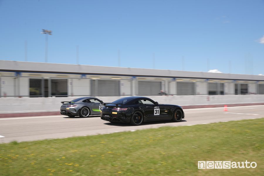 Esercizi di drag&stop sul rettilineo d'arrivo di Magione