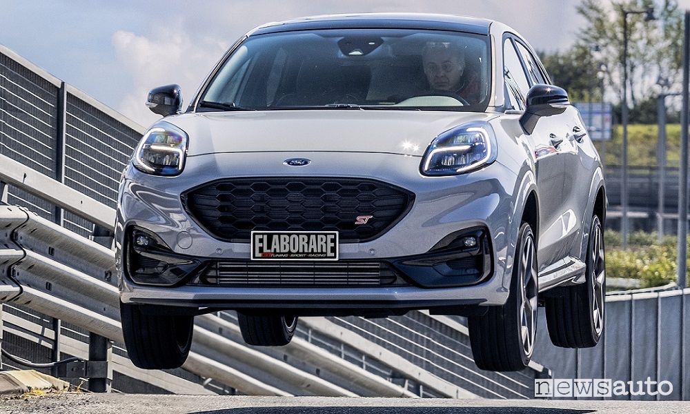 Ford Puma St 1 5 Il Crossover Cattivo Alla Prova Su Strada E In Pista Ford Puma St 1 5 Il Crossover Cattivo Alla Prova Su Strada E In Pista