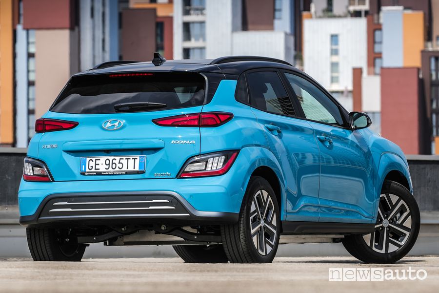 Vista posteriore Hyundai Kona Electric