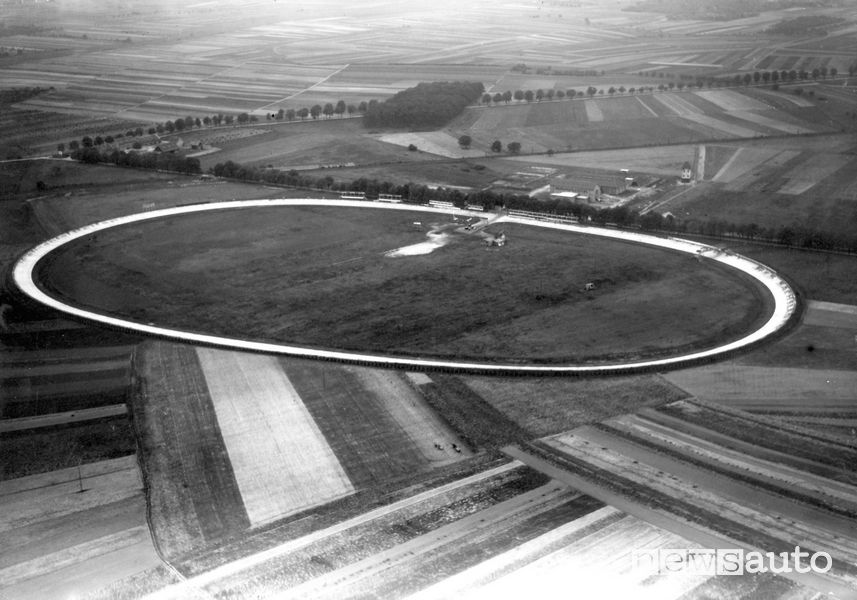 Opel Rennbahn circuito ovale velocissimo