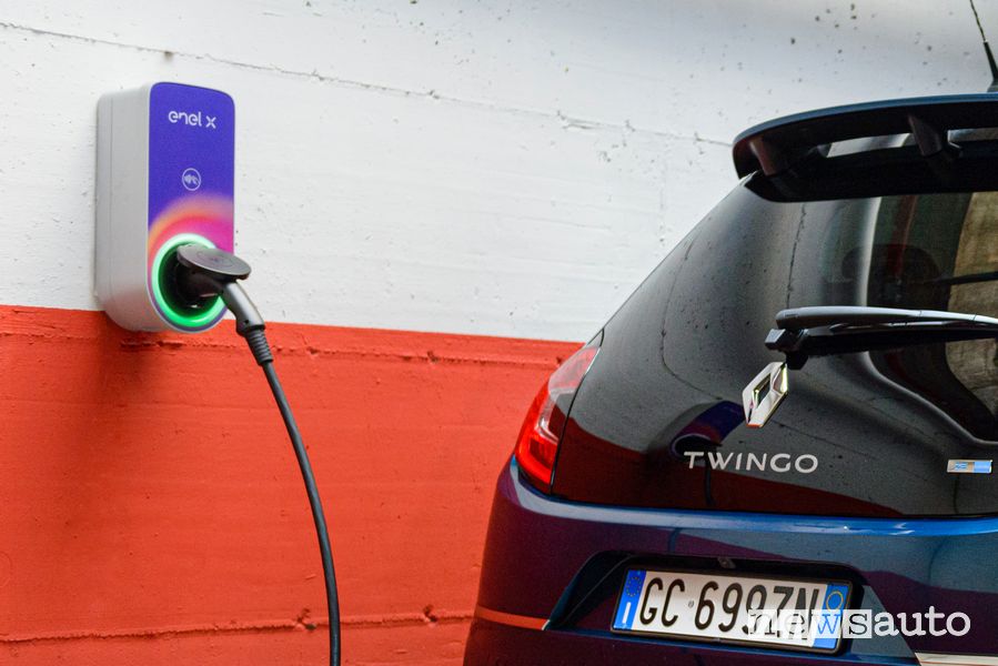 Renault E-charge Home con JuiceBox da 3,7 kW 7,4 kW e 22 kW