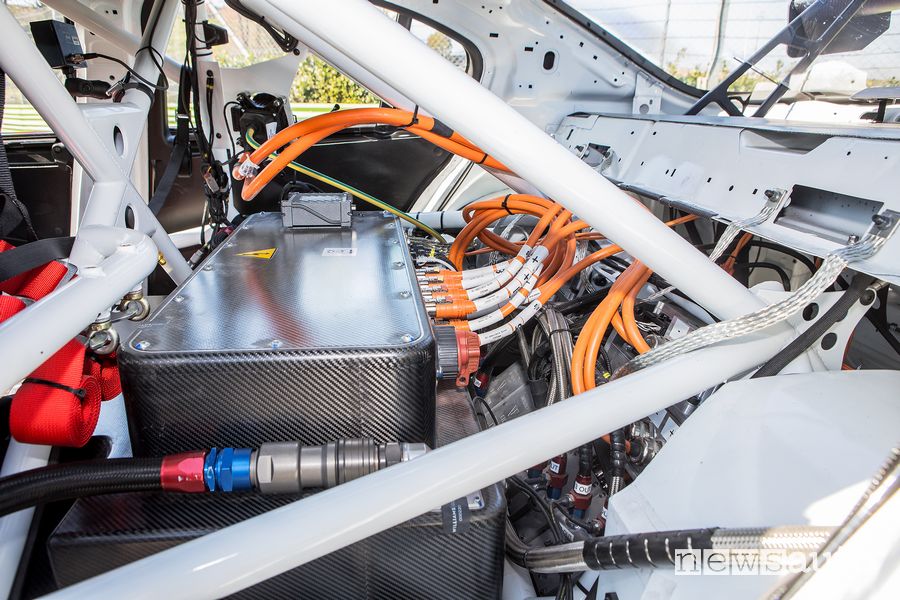Batteria Alfa Romeo Giulia ETCR by Romeo Ferraris