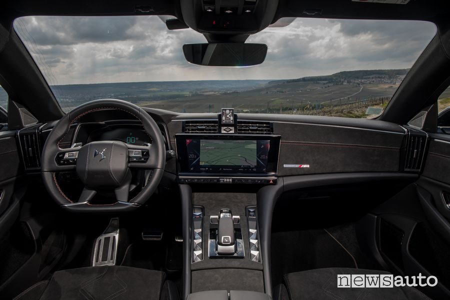 Plancia strumenti abitacolo nuova DS9 E-Tense PHEV