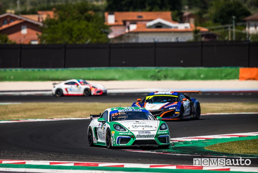 Di Giusto/Pera Porsche 718 Cayman GT4 ProAm Misano Campionato Italiano GT 2021