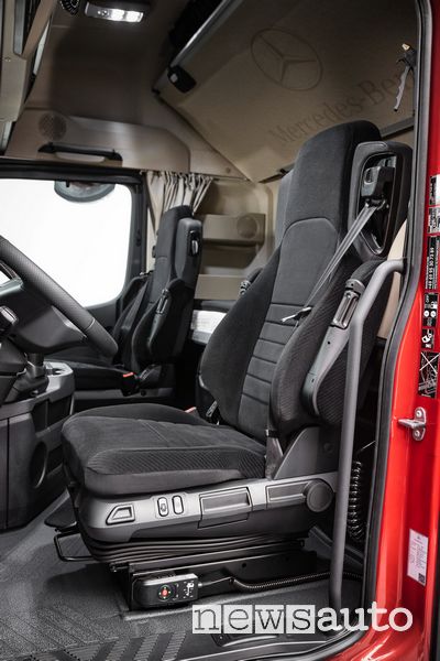 Sedile guidatore abitacolo Mercedes-Benz Actros L Trucks