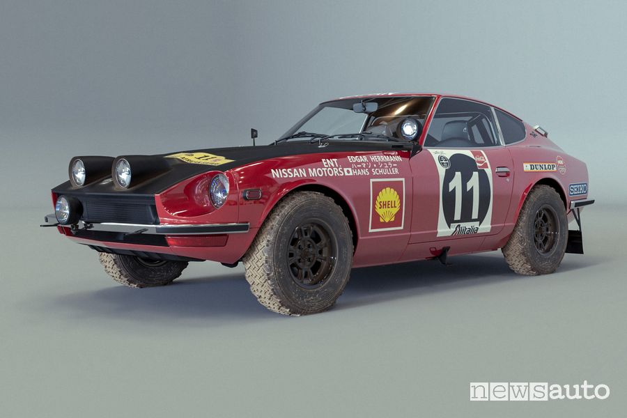 Vista di profilo Nissan Datsun 240Z del 1971