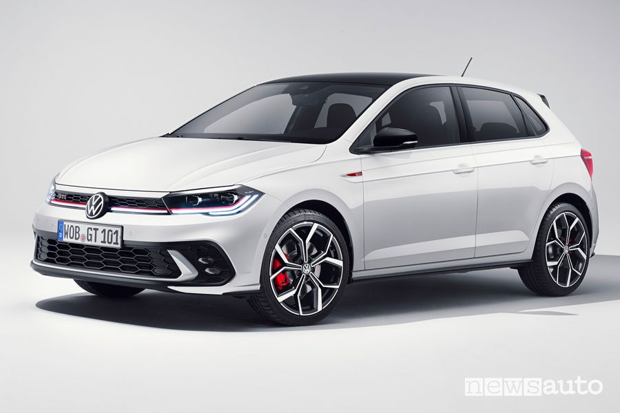 Vista di profilo nuova Volkswagen Polo GTI