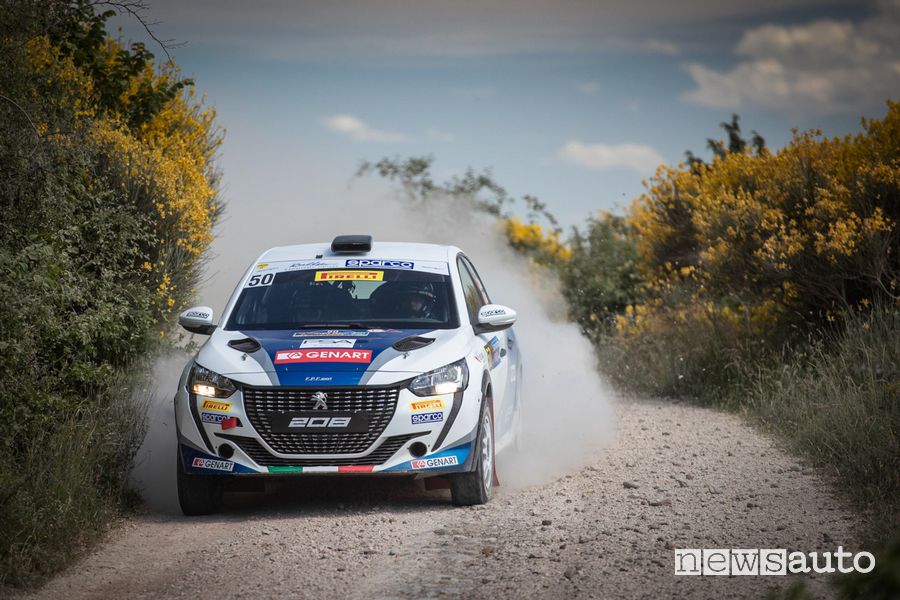 Andrea Nucita e la Peugeot 208 Rally4 al Rally di San Marino 2021