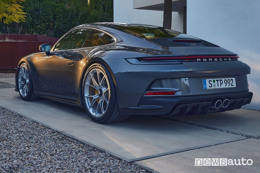 Vista posteriore Porsche 911 GT3 con pacchetto Touring