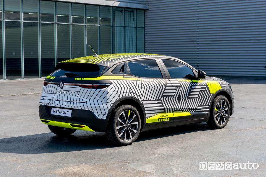 Vista posteriore prototipo Mégane E-TECH Electric