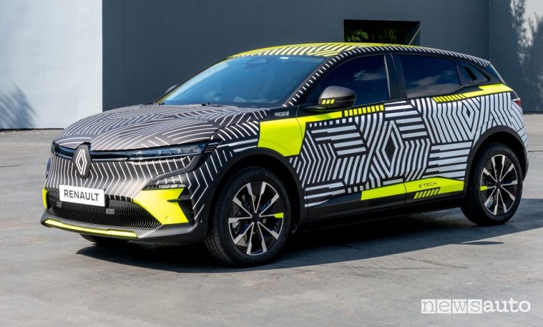 Vista di profilo prototipo Mégane E-TECH Electric