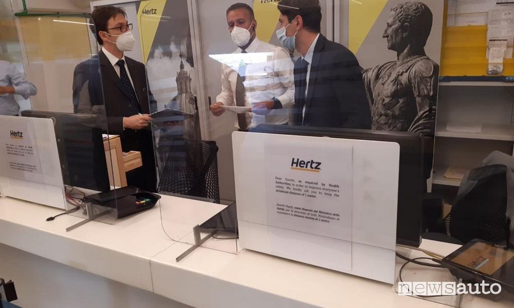 Sanificazione agenzia noleggio Hertz certificata Dekra