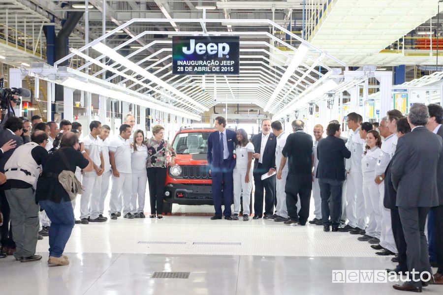 Linea di produzione Jeep Renegade in Brasile