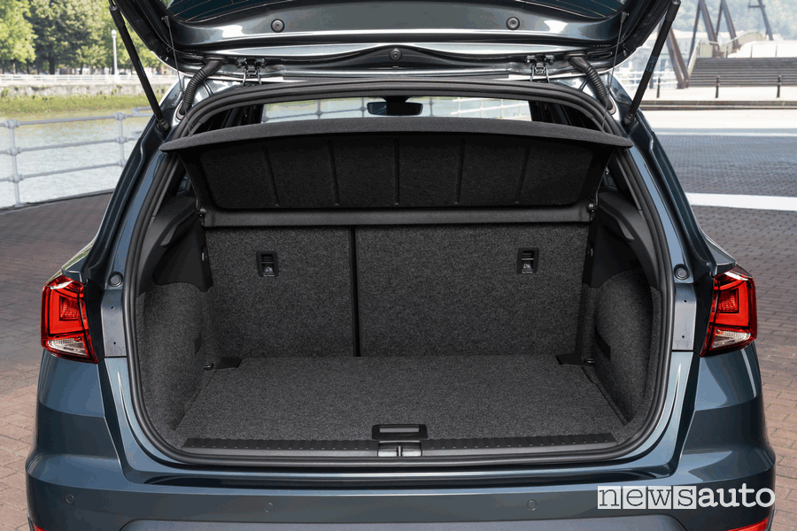 Bagagliaio abitacolo nuova Seat Arona Xperience