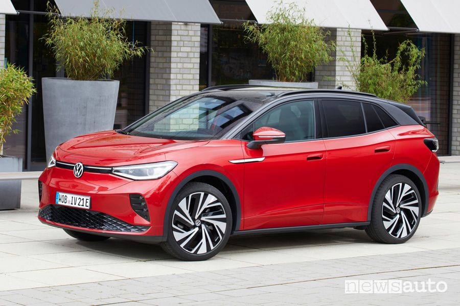 Vista di profilo nuova Volkswagen ID.4 GTX