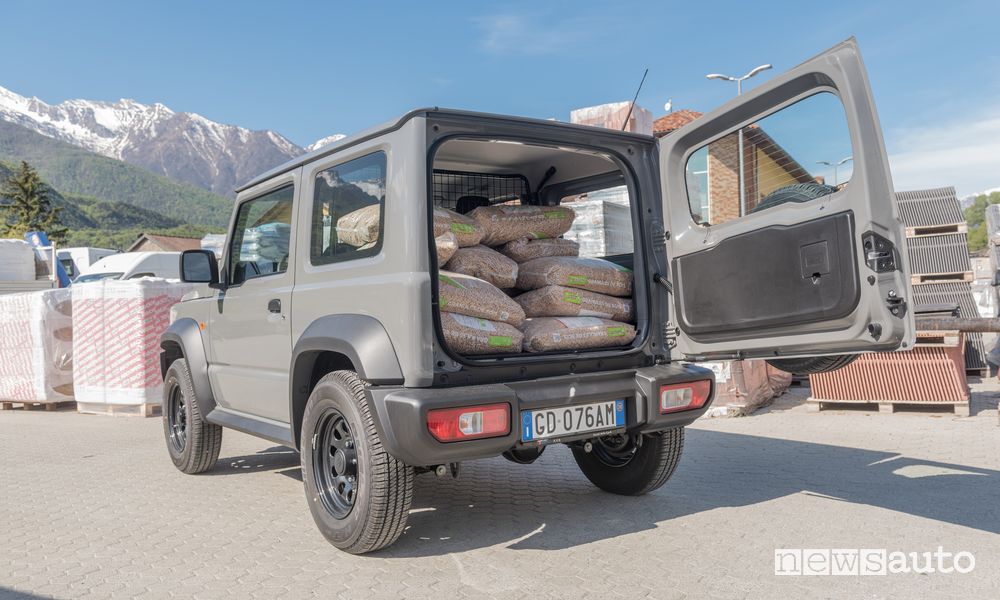 Spazio di carico cassone Suzuki Jimny PRO