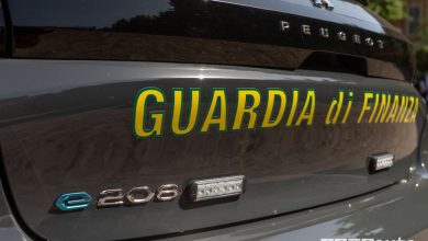 Luci a led allestimento Guardia di Finanza Peugeot e-208 elettrica