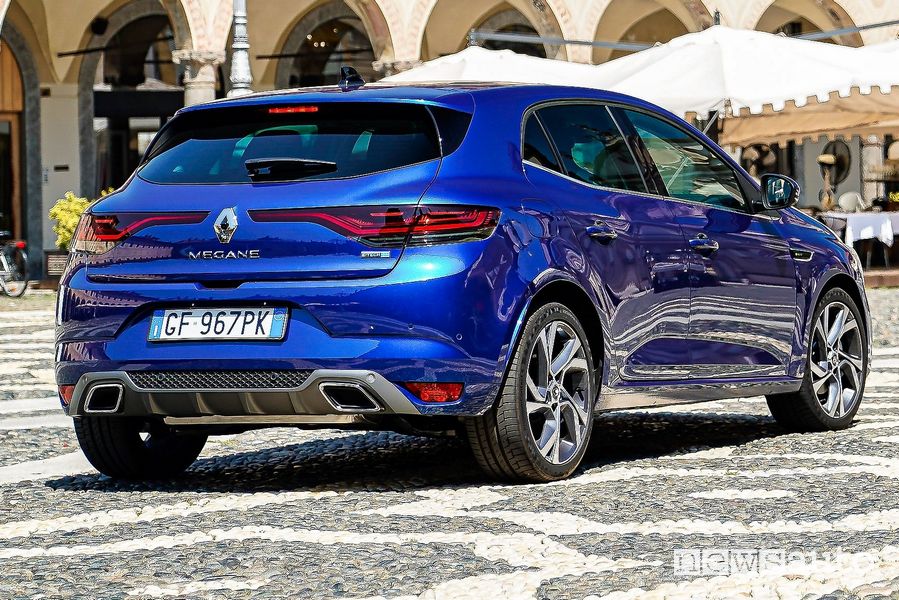 Vista posteriore Renault Mégane E-Tech Plug-in Hybrid RS Line