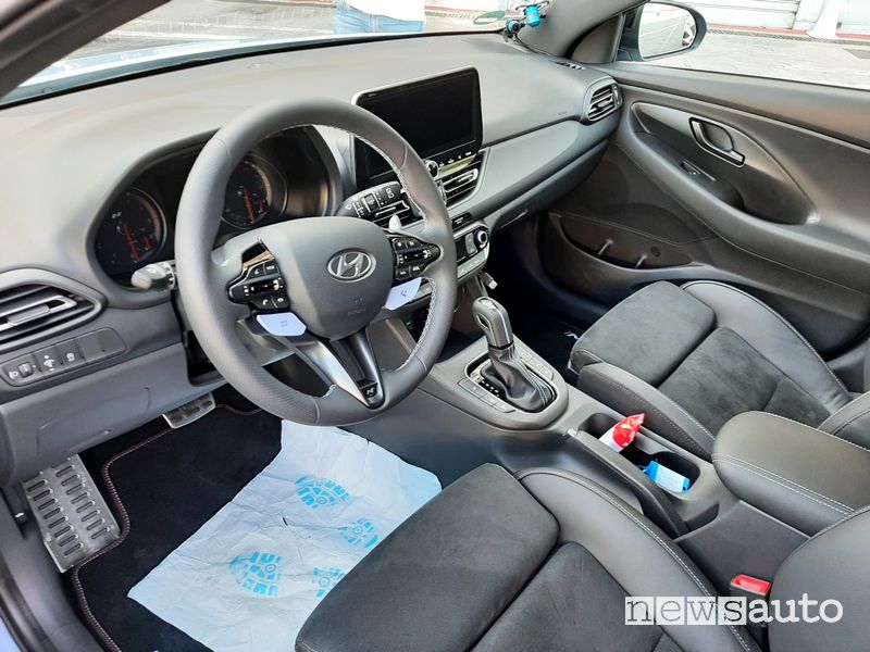 Abitacolo Hyundai i30 N Performance a Monza