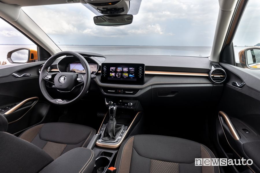 Plancia strumenti abitacolo nuova Skoda Fabia