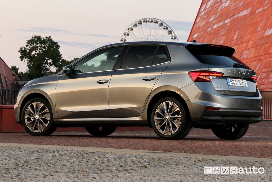 Vista posteriore nuova Skoda Fabia