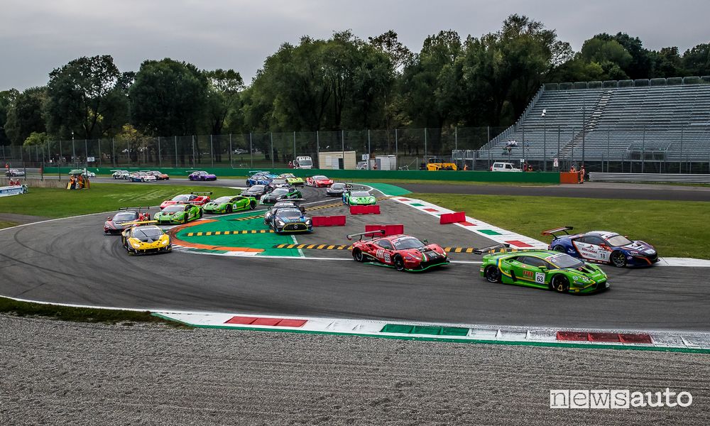 Partenza Gara 1 International GT Open Monza 2021