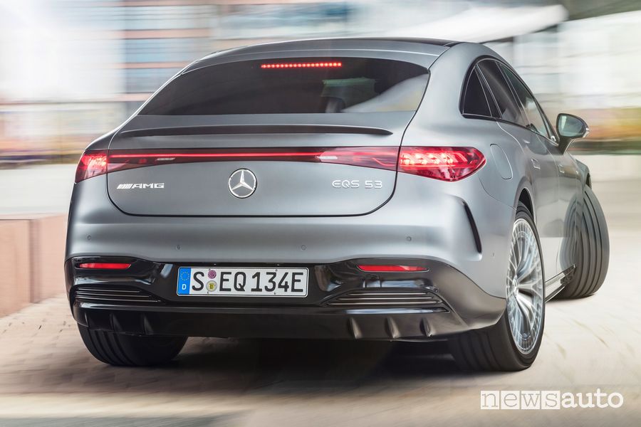 Asse posteriore sterzante Mercedes-AMG EQS 53 4MATIC+ elettrica