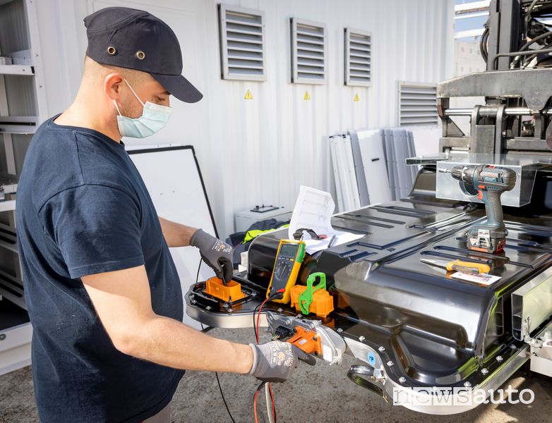 Riciclo batterie auto elettriche