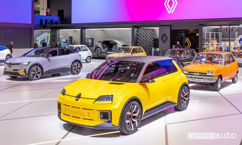 Renault 5 Prototype nello stand Renault al Salone di Monaco IAA 2021