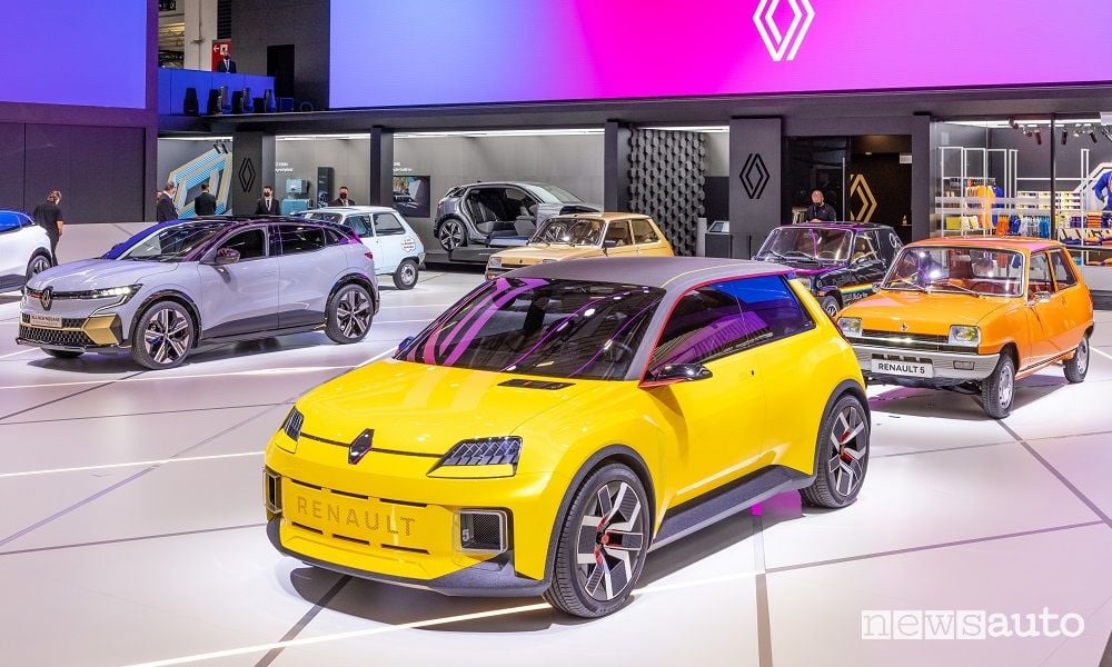 Renault 5 Prototype nello stand Renault al Salone di Monaco IAA 2021