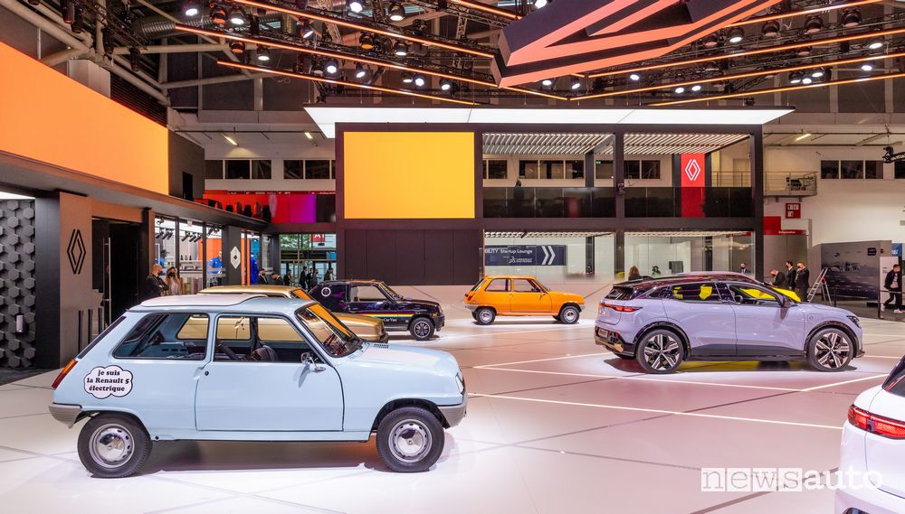 Renault 5 storica nello stand Renault al Salone di Monaco IAA 2021