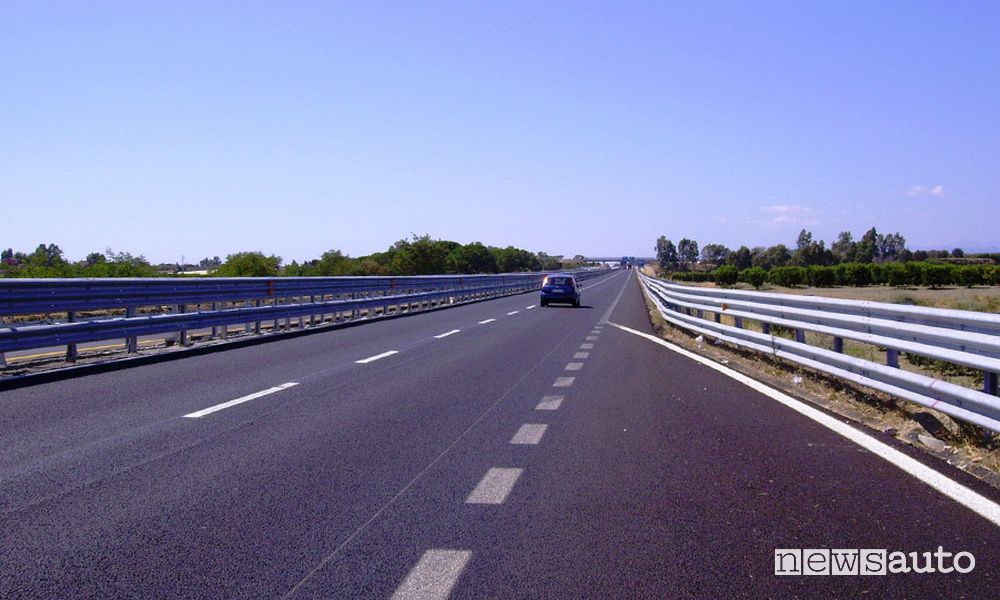 Strada statale 106 "Jonica", tratto pugliese a doppia carreggiata