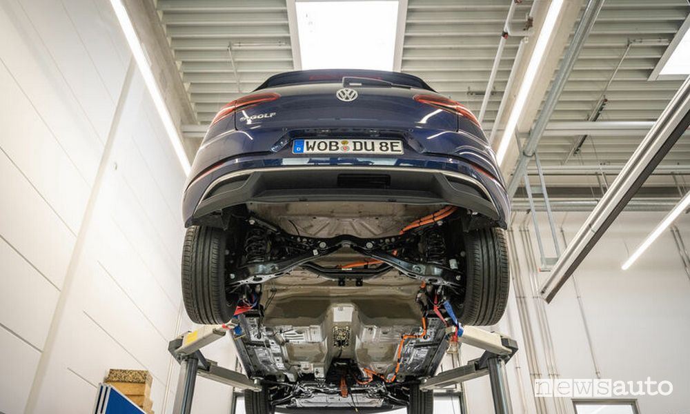 Batteria auto elettrica guasta Volkswagen e-Golf