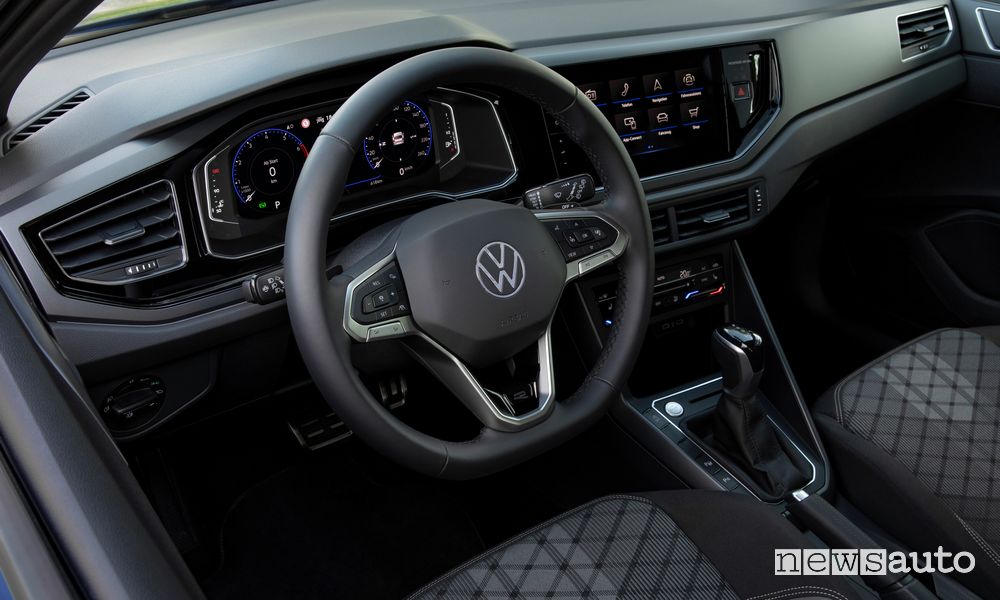 Volante abitacolo nuova Volkswagen Polo R-Line