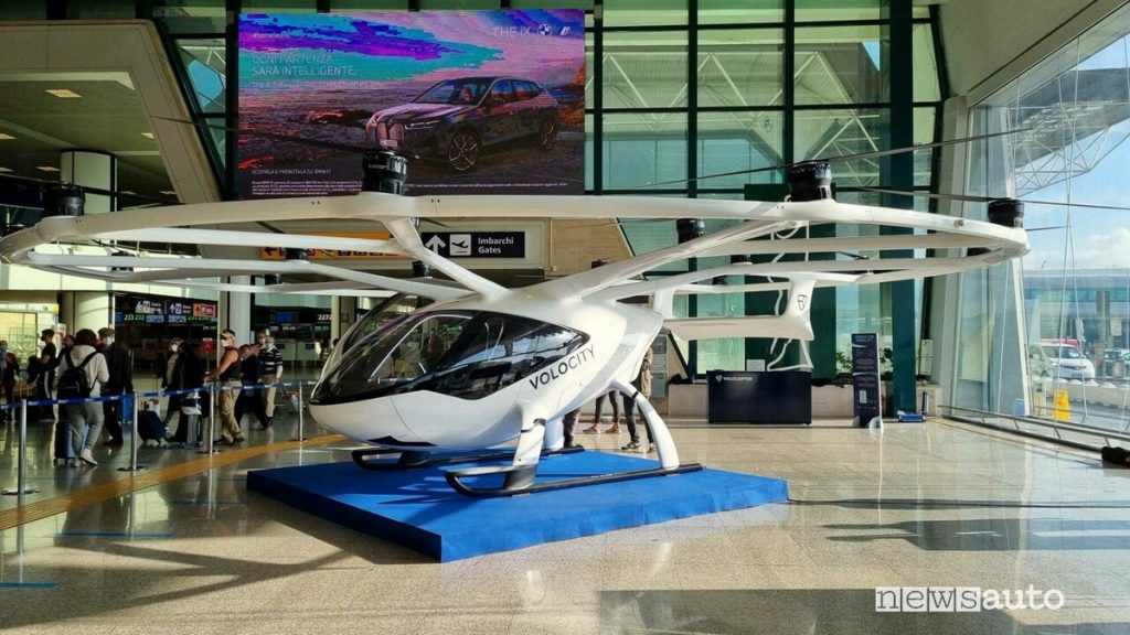 Taxi volante elettrico eVOLT