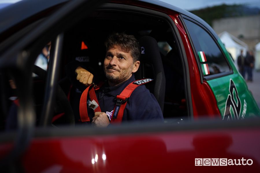 Giancarlo Fisichella all'e-Motor Show di Messina