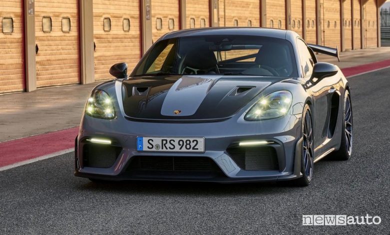 Vista anteriori Porsche 718 Cayman GT4 RS