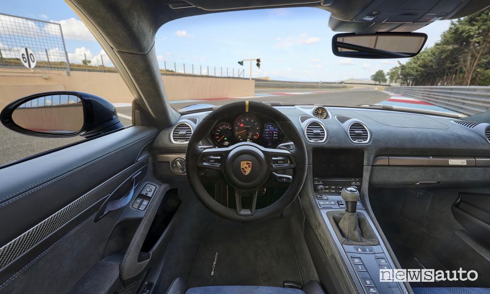 Plancia strumenti abitacolo Porsche 718 Cayman GT4 RS