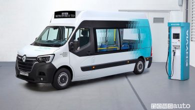 Vista di profilo Renault Master City Bus H2-TECH ad idrogeno
